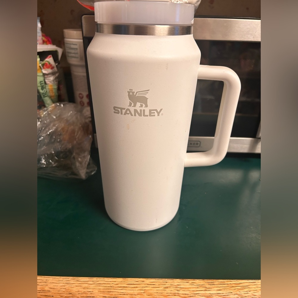 Stanley Classic White Mug with Handle